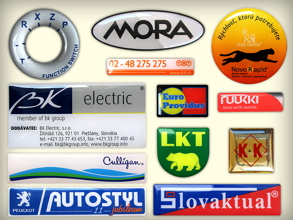 Realizované živicové nálepky