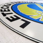Detail dosky dibond