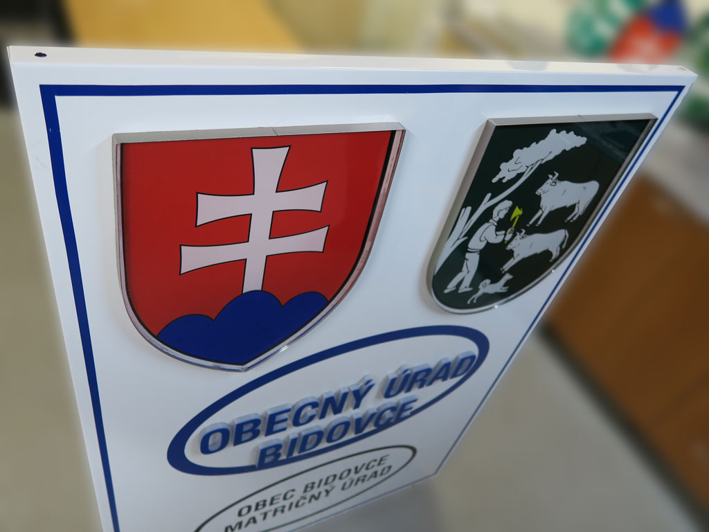 Svetelná tabuľa OÚ - pohľad zhora Svetelná tabuľa OÚ - pohľad zhora